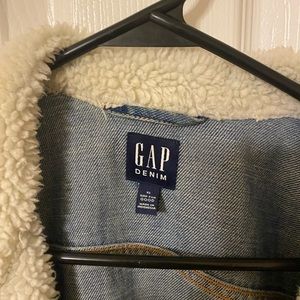 GAP Sherpa jean jacket- SZ XL- like new